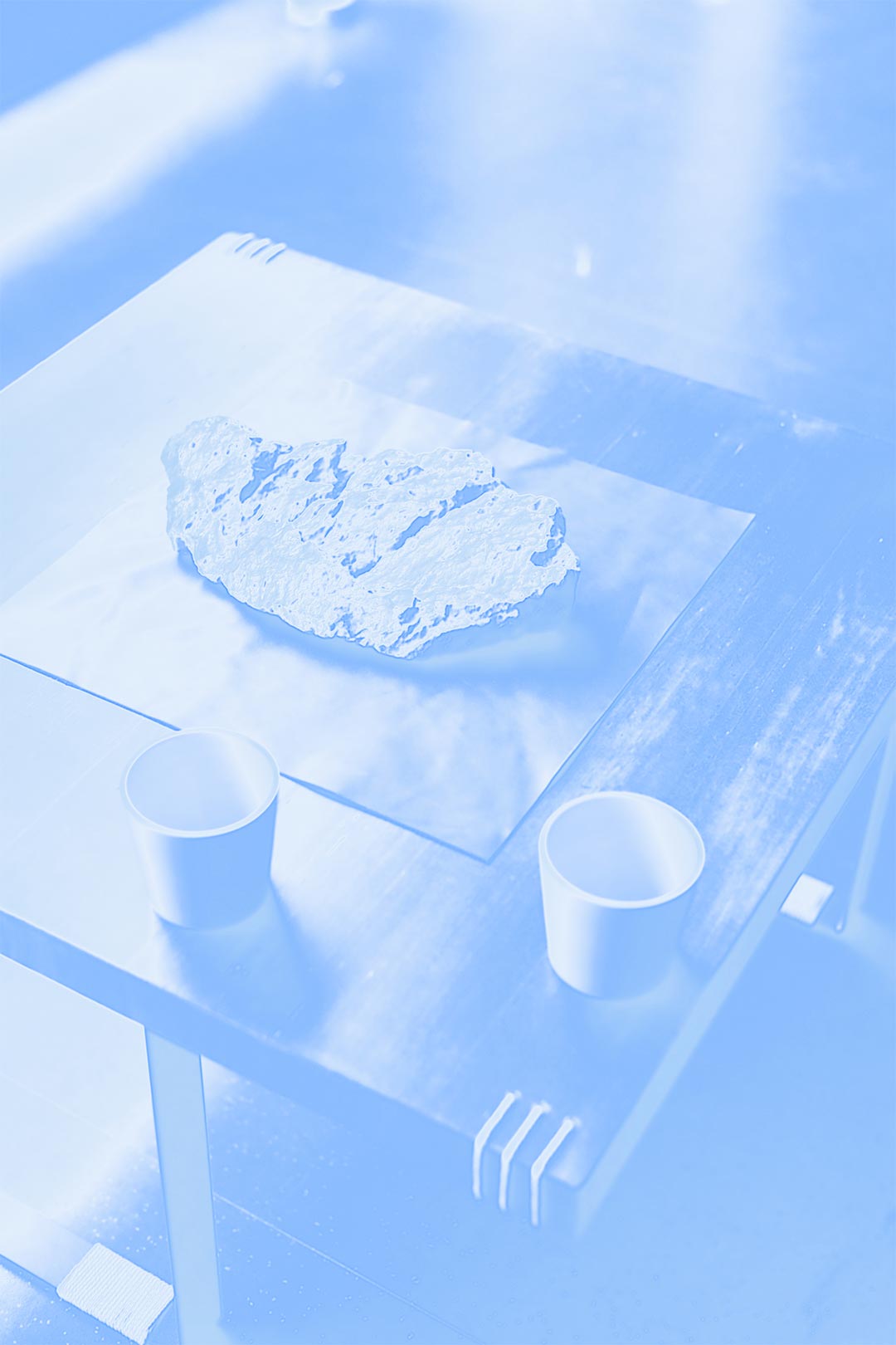Awen Creative Lab – Saria table